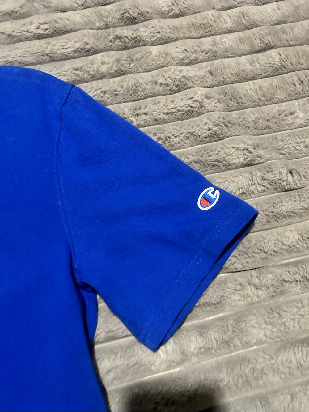 Champion short sleeve crewneck Blue Spell out logo T-shirt - Picture 2 of 5